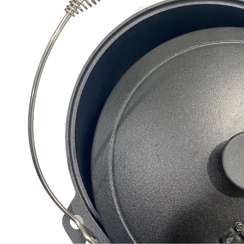 Dutch Oven Pan 30 x 13.2cm With Handles and Hanger (cast iron)